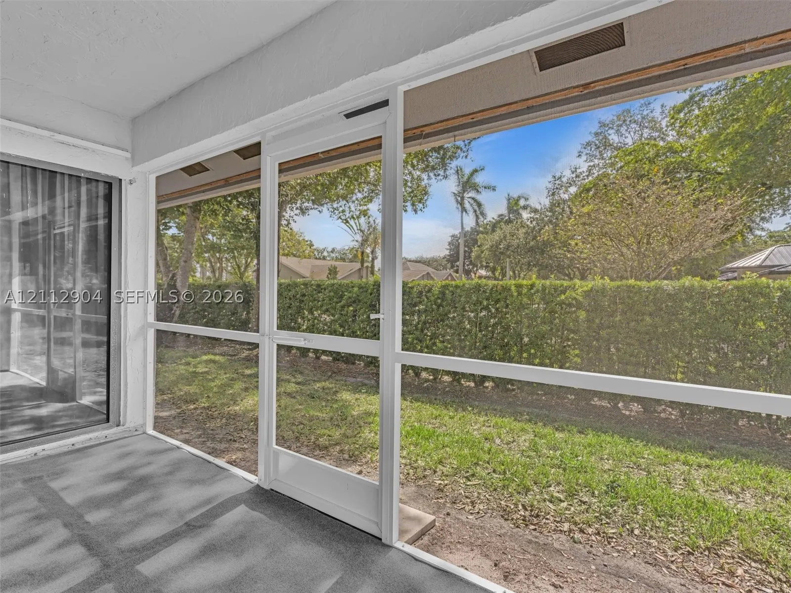 76 Forest Cir