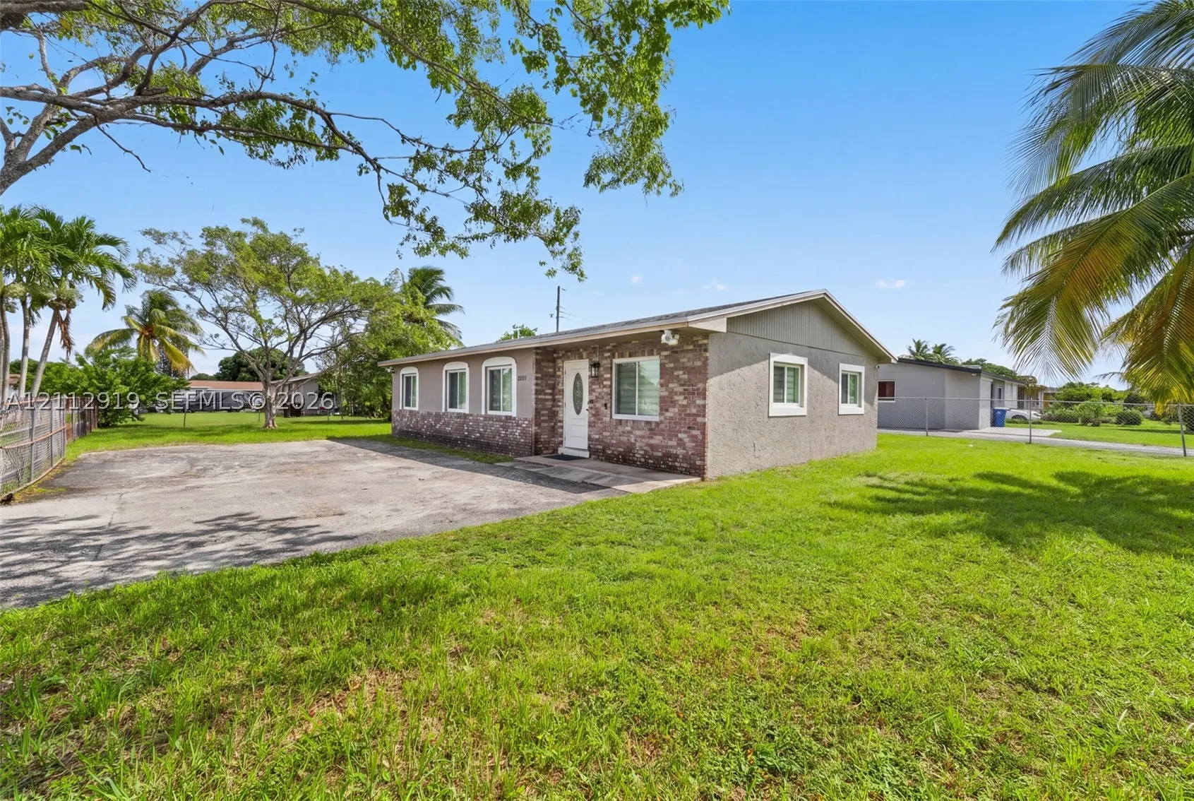 2120 NW 28th Ter