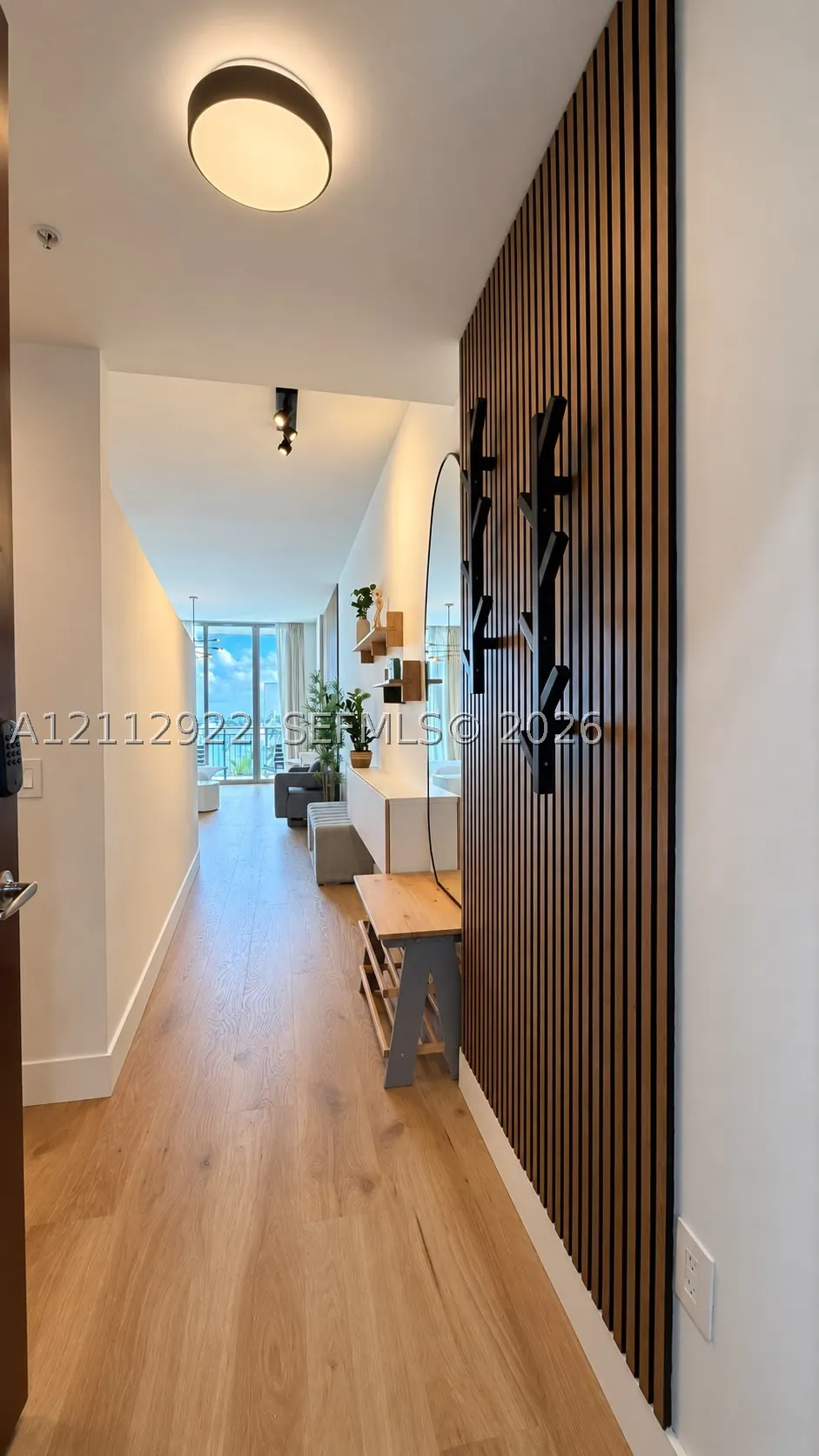 300 S Australian Ave #916