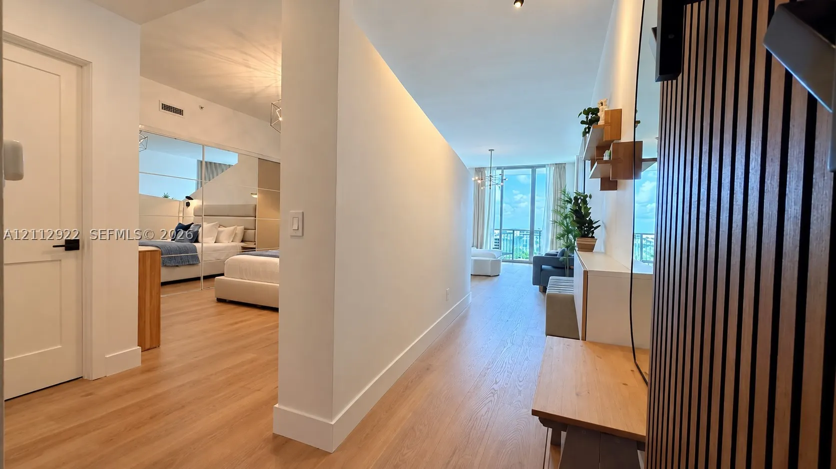300 S Australian Ave #916