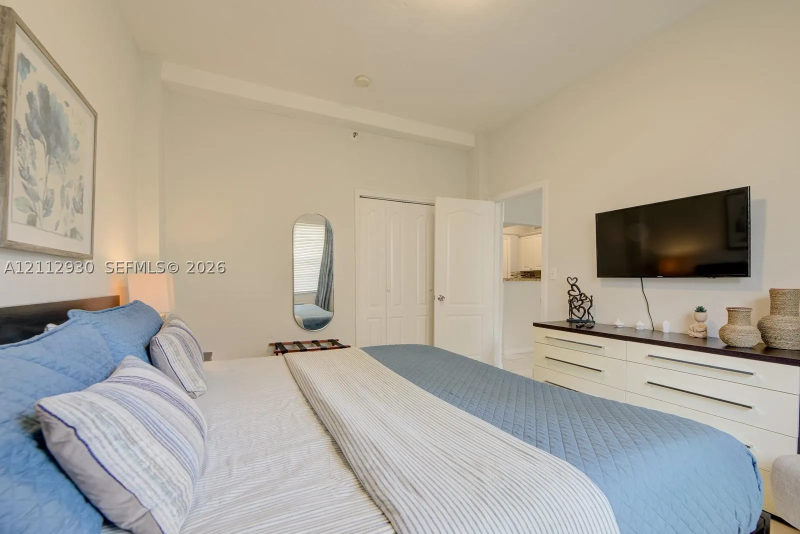 3030 Collins Ave #1G