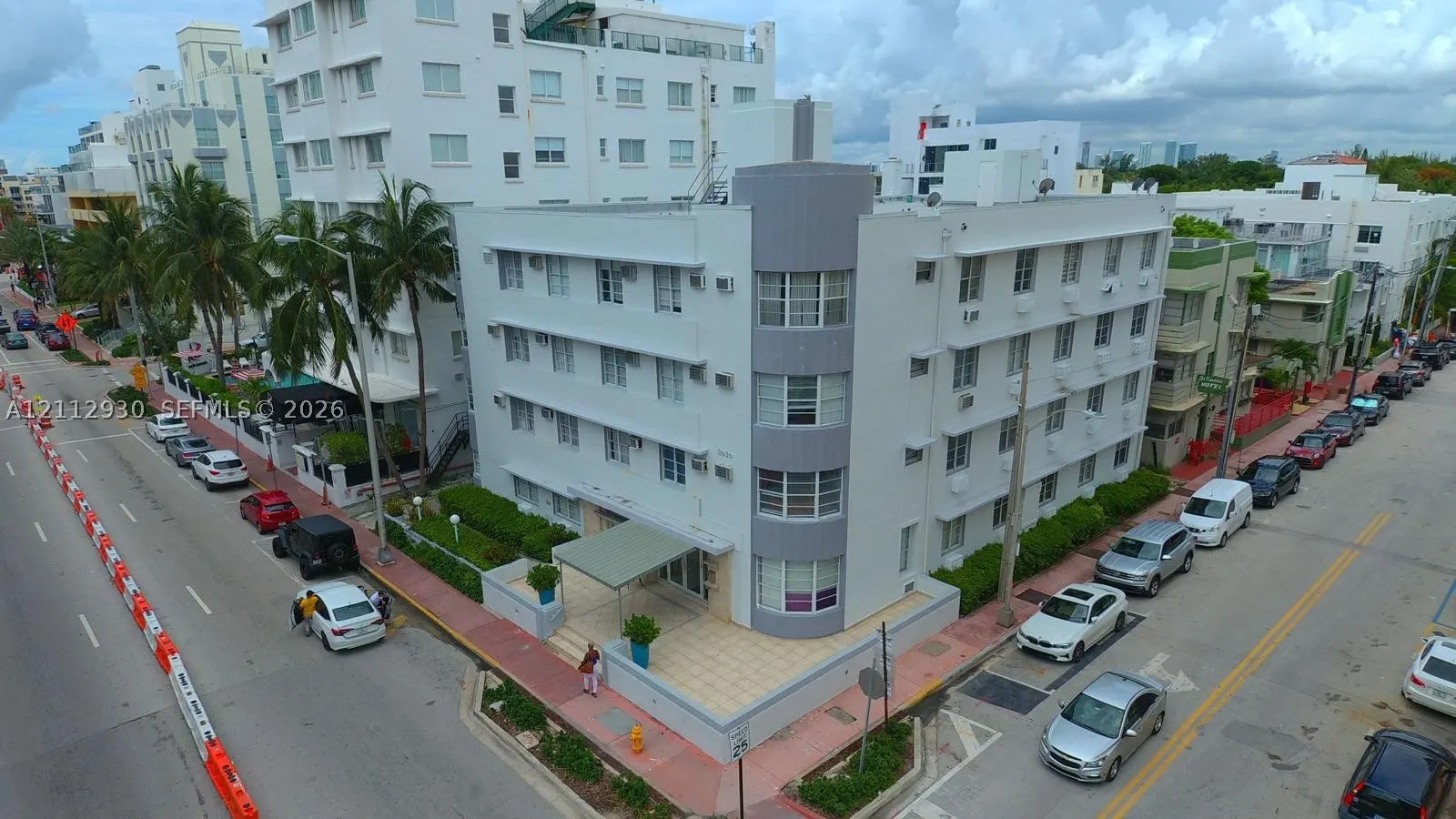 3030 Collins Ave #1G