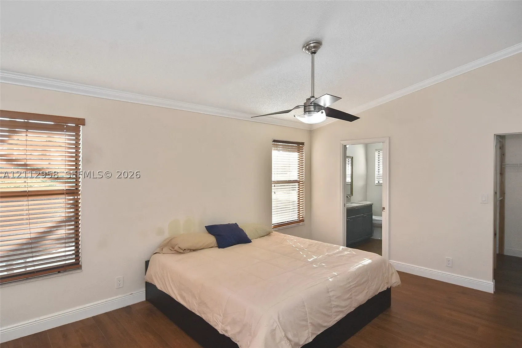 476 SW 169th Ter