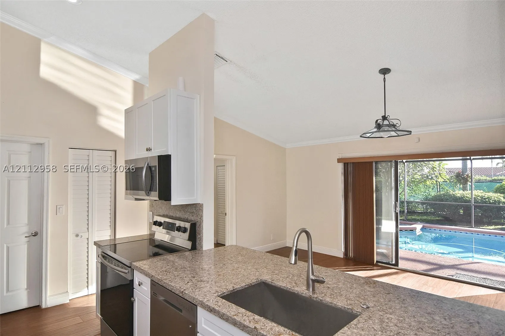 476 SW 169th Ter