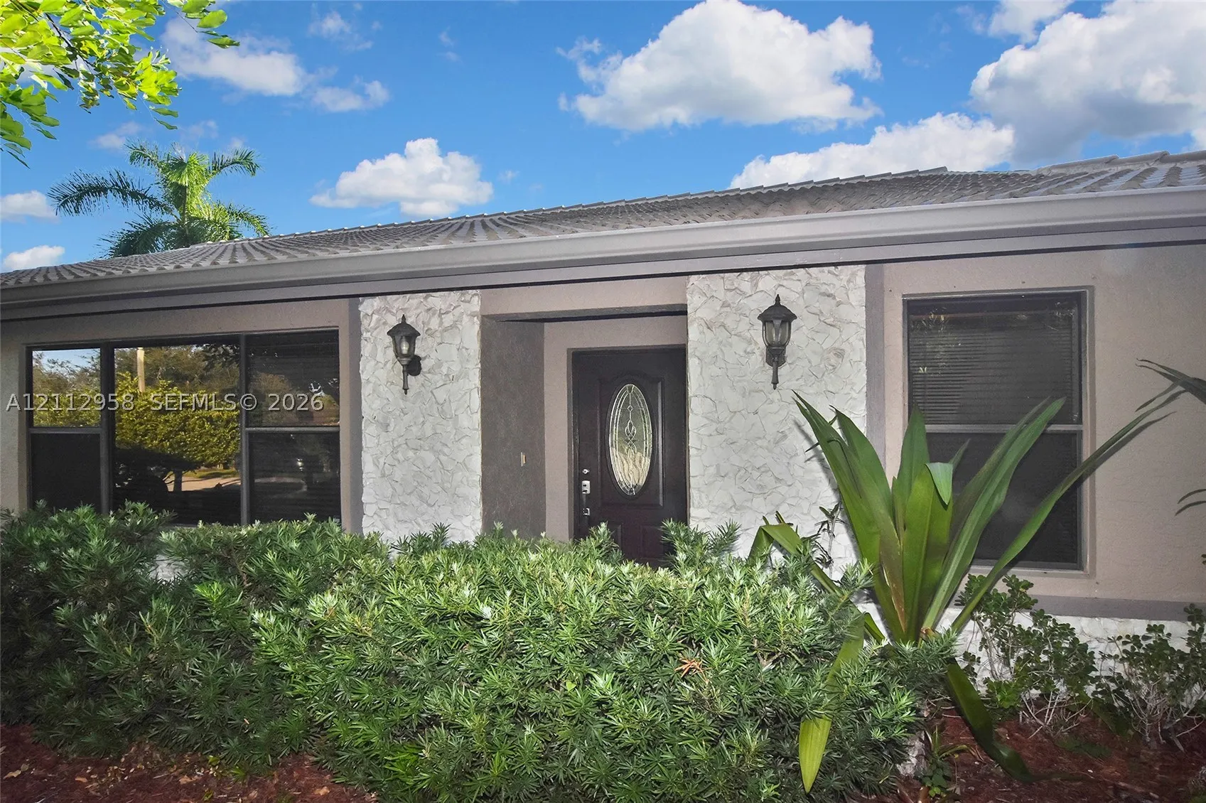 476 SW 169th Ter