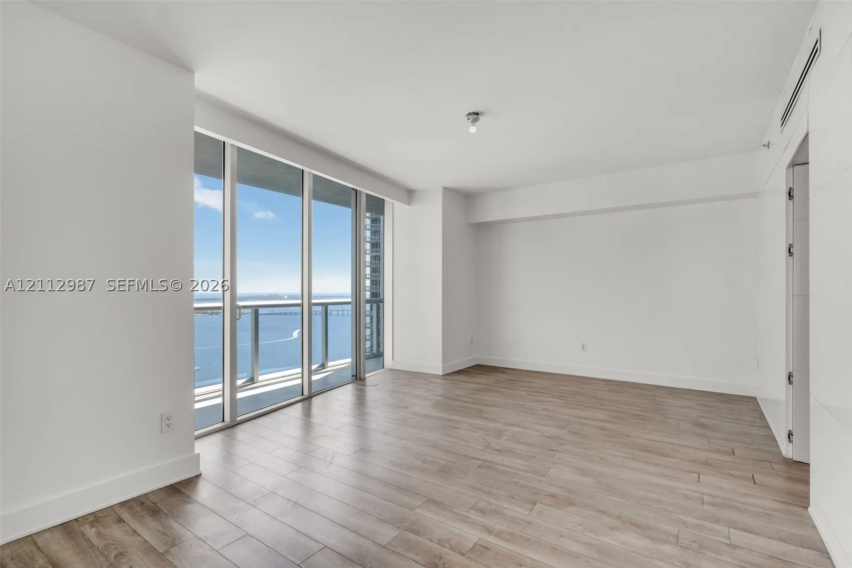 465 Brickell Ave #4901