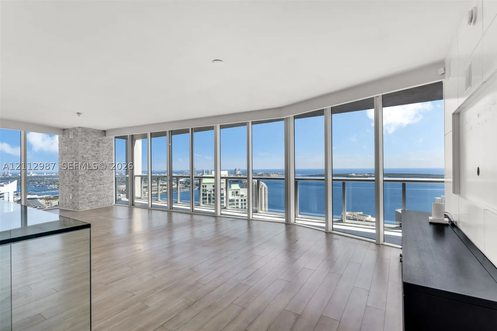 465 Brickell Ave #4901
