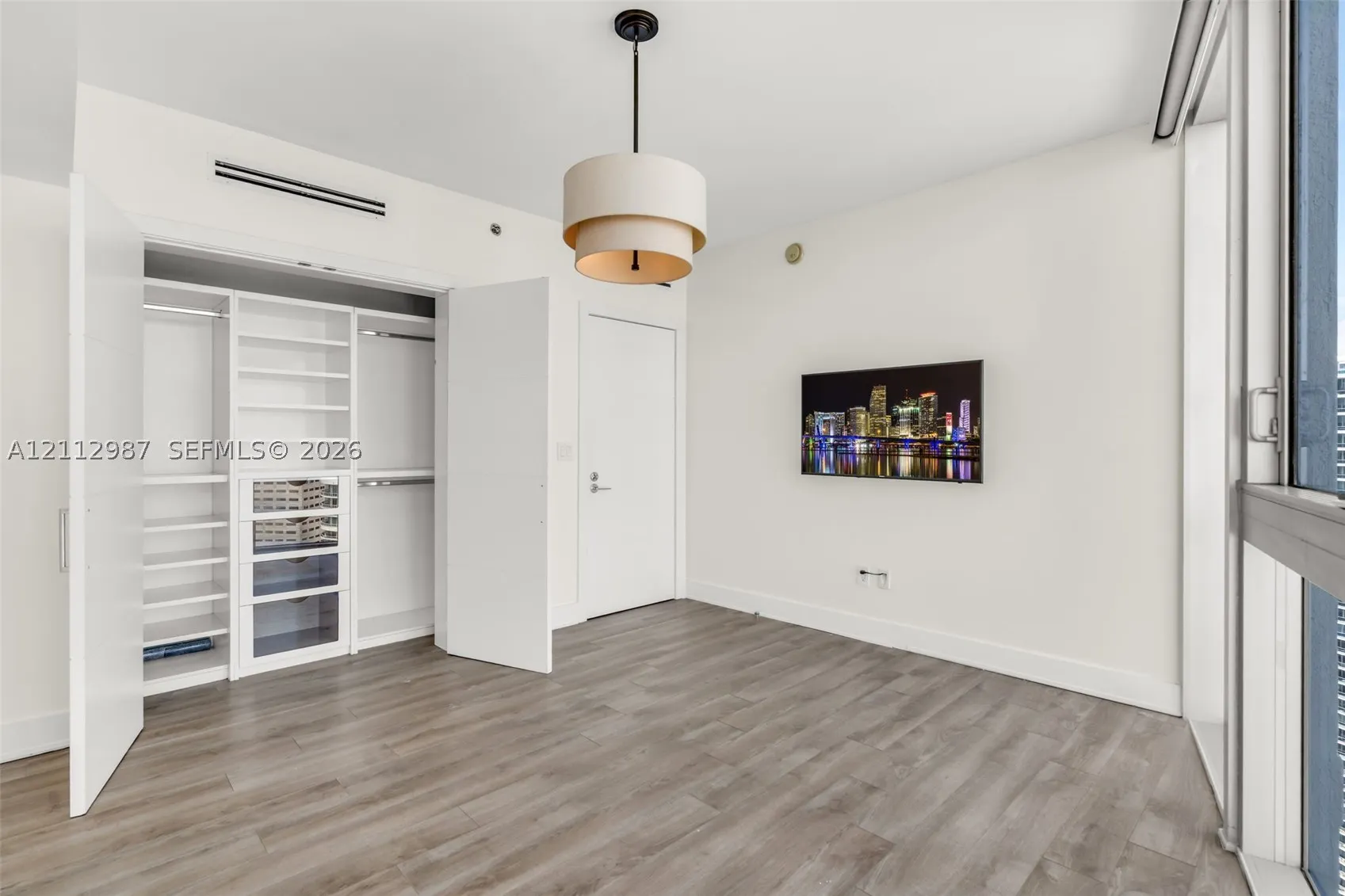 465 Brickell Ave #4901