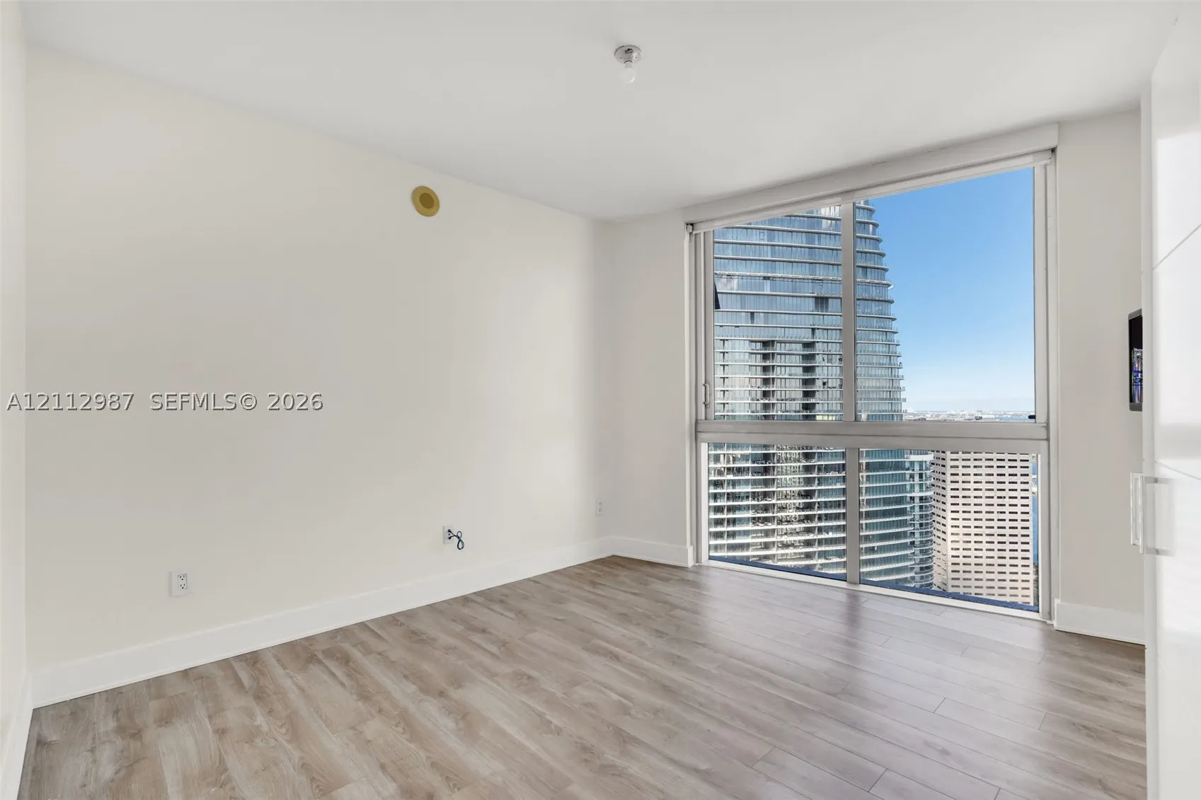 465 Brickell Ave #4901