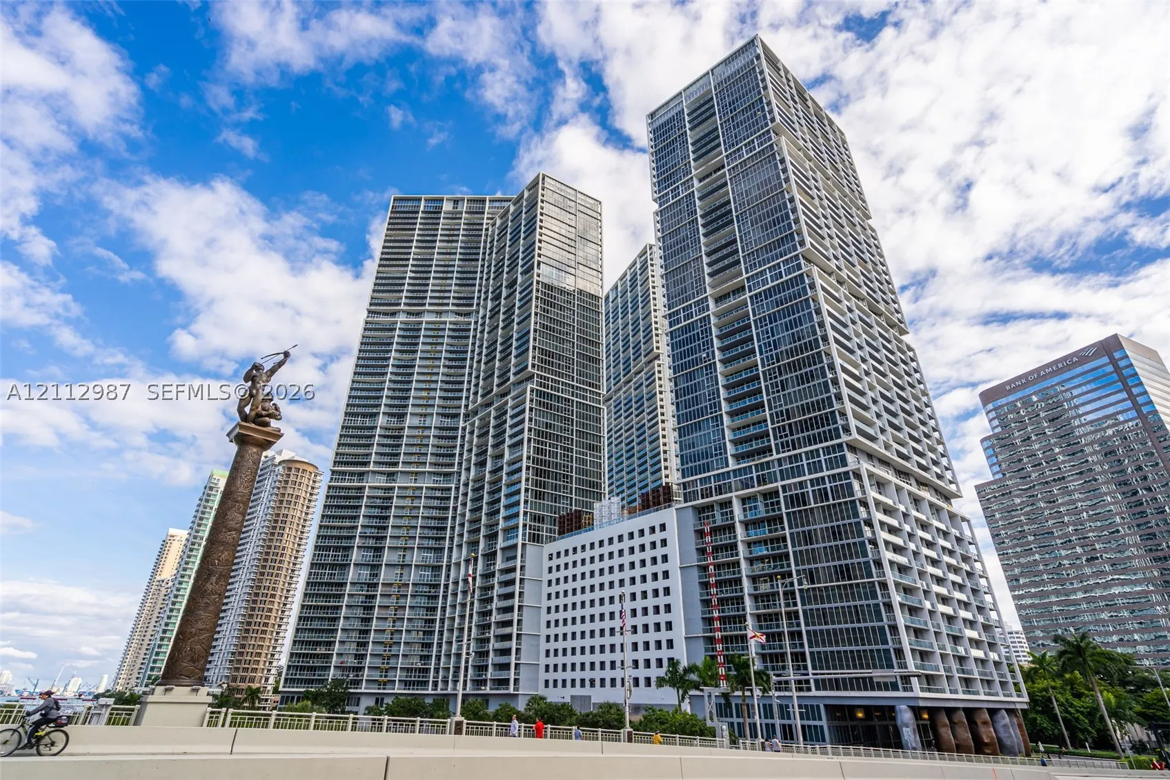 465 Brickell Ave #4901