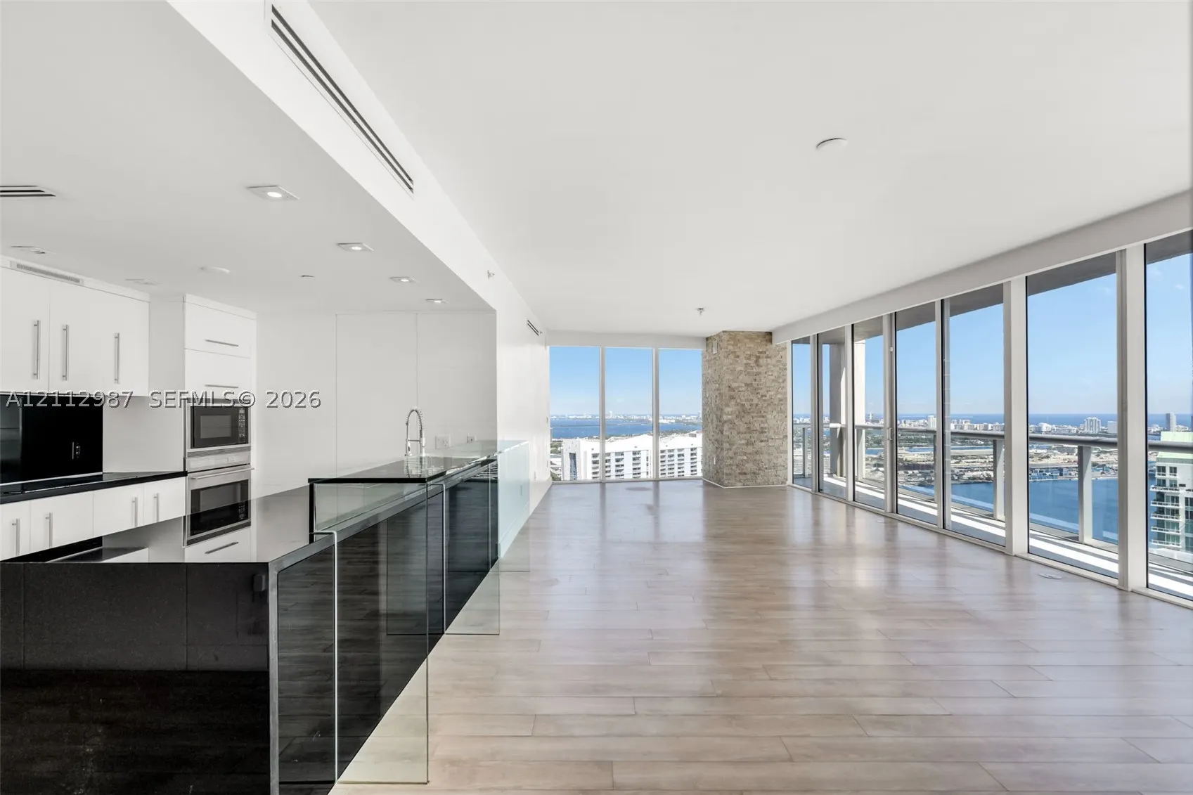 465 Brickell Ave #4901