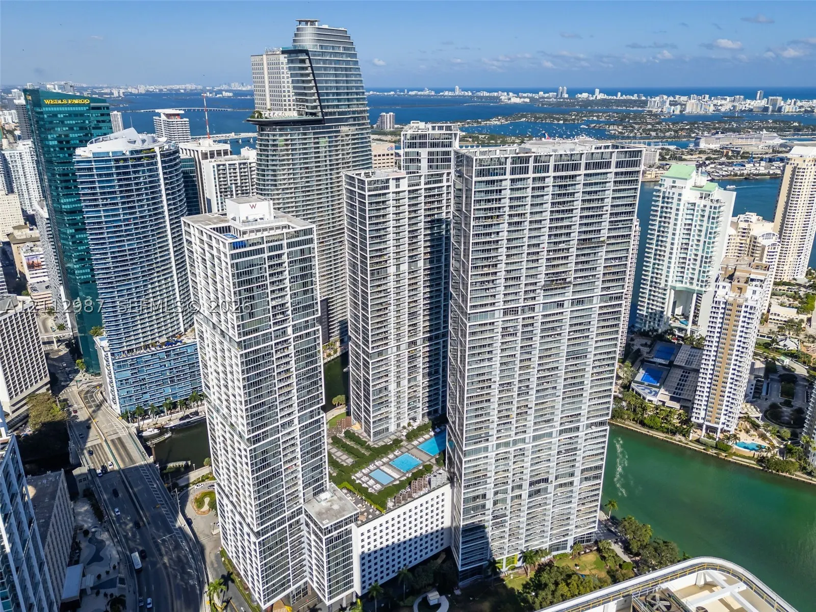 465 Brickell Ave #4901