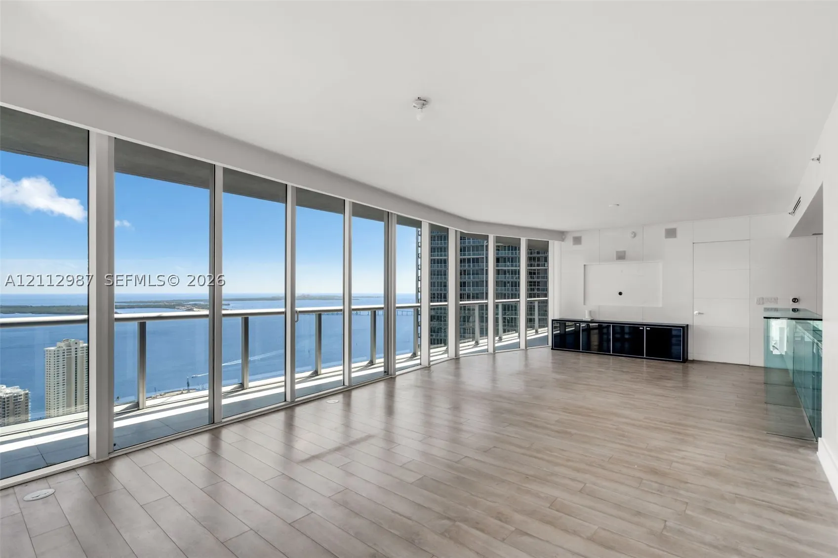 465 Brickell Ave #4901