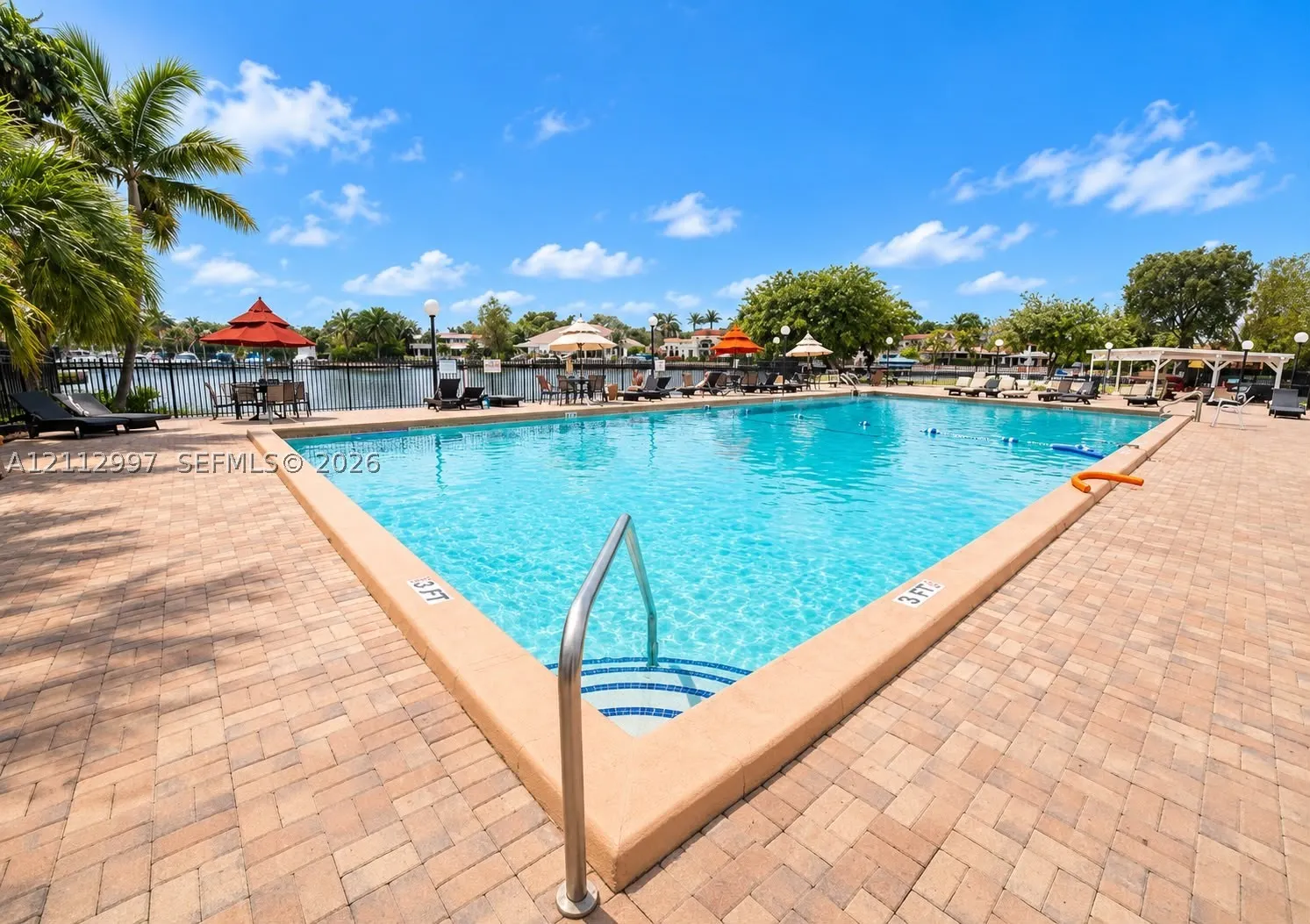 601 Three Islands Blvd #412
