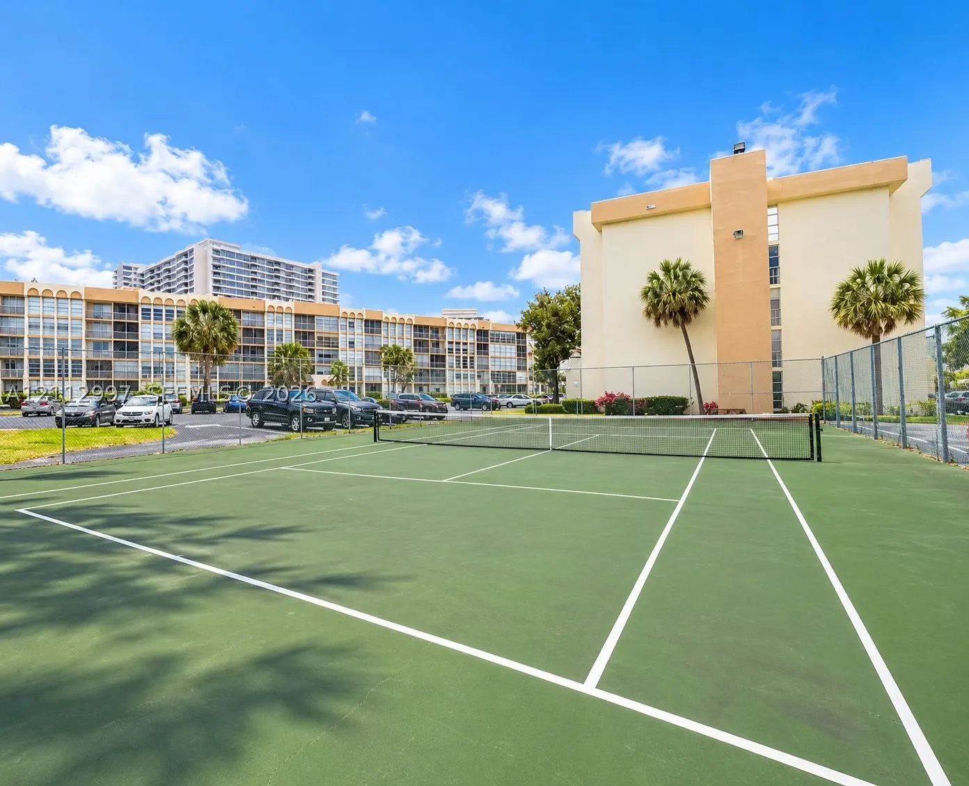 601 Three Islands Blvd #412