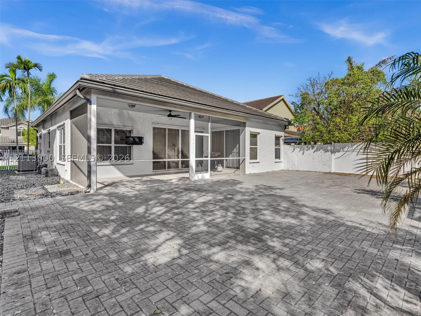 10860 La Salinas Cir