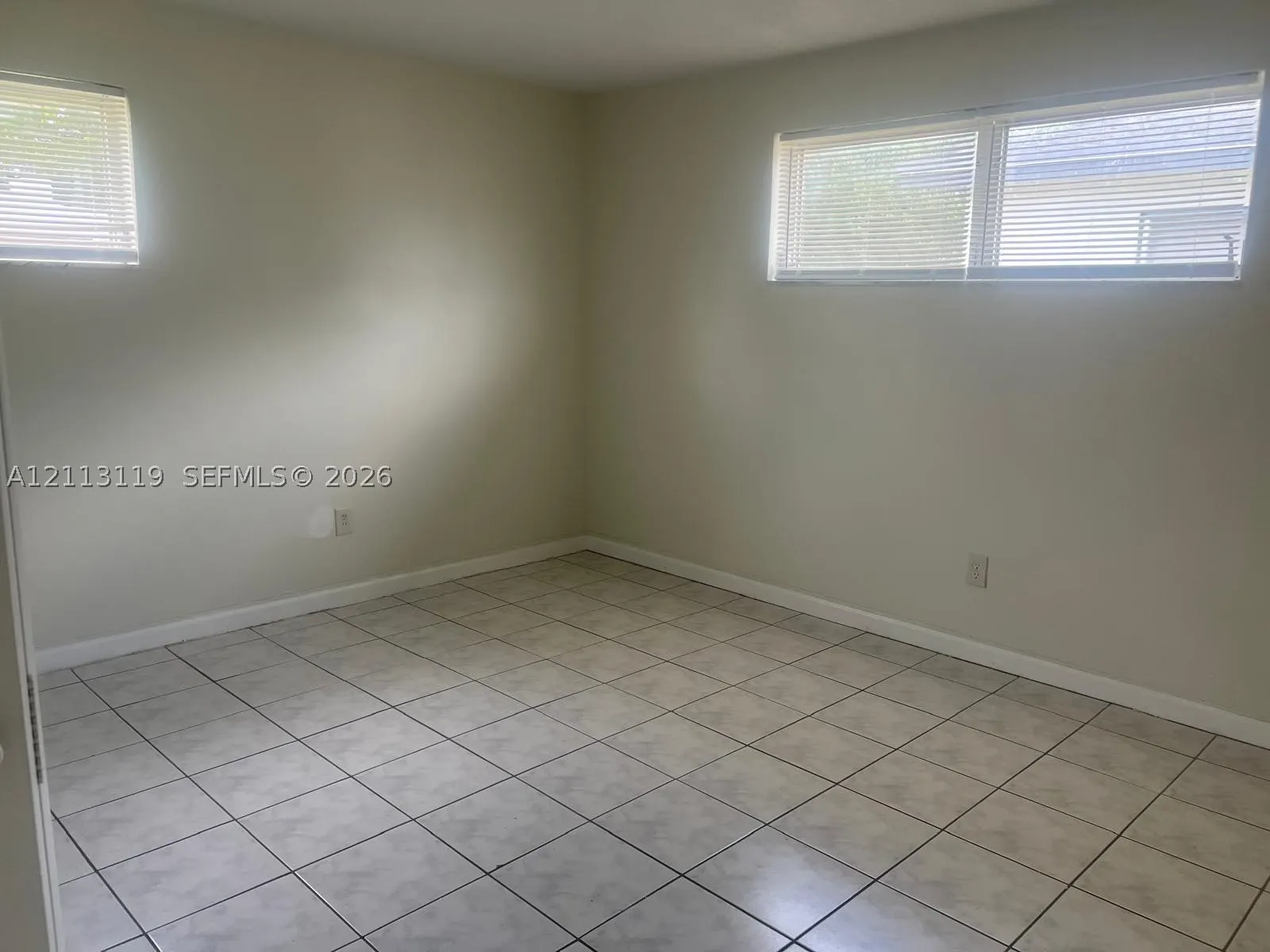618 SW 4th Ave