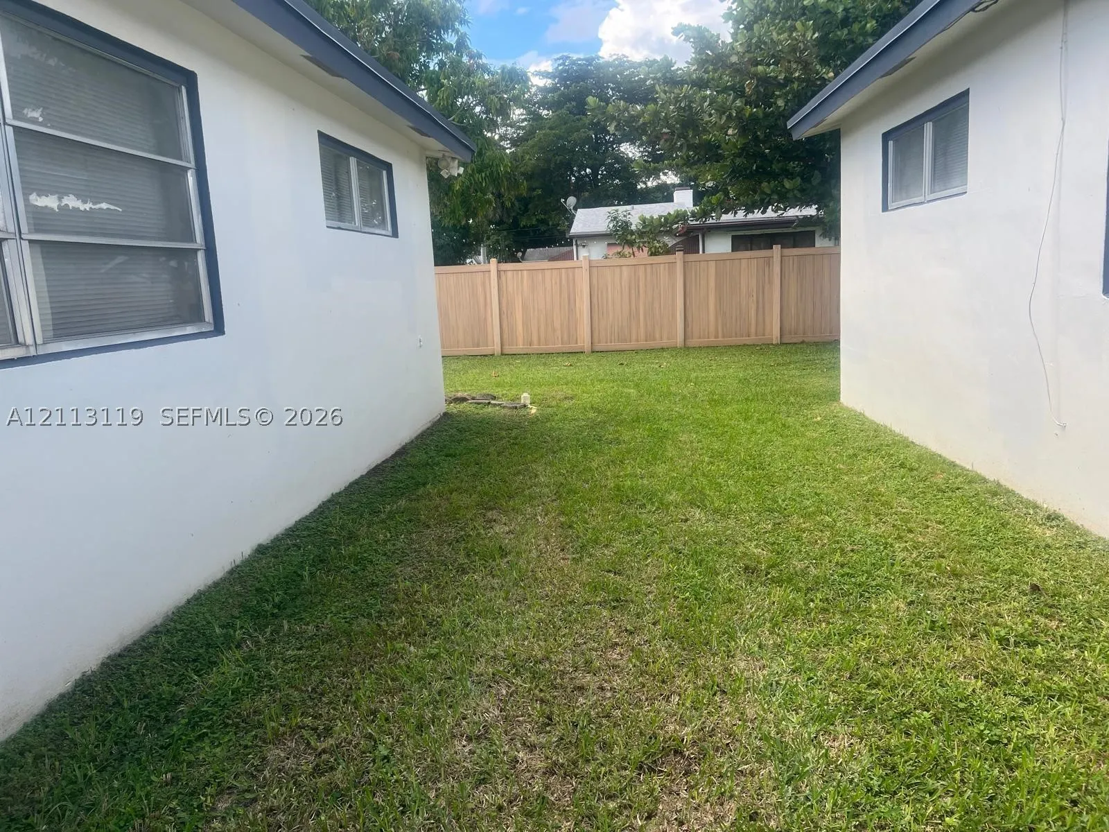 618 SW 4th Ave
