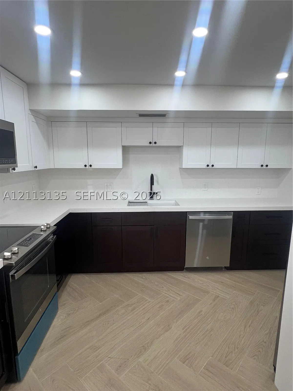 1600 S Ocean Dr #3A