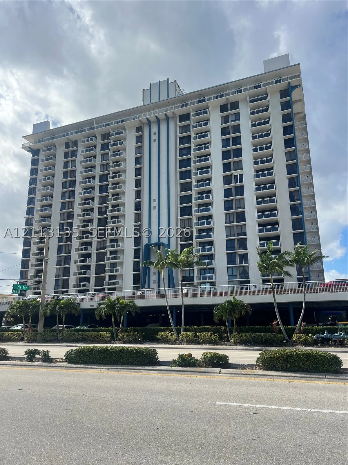 1600 S Ocean Dr #3A