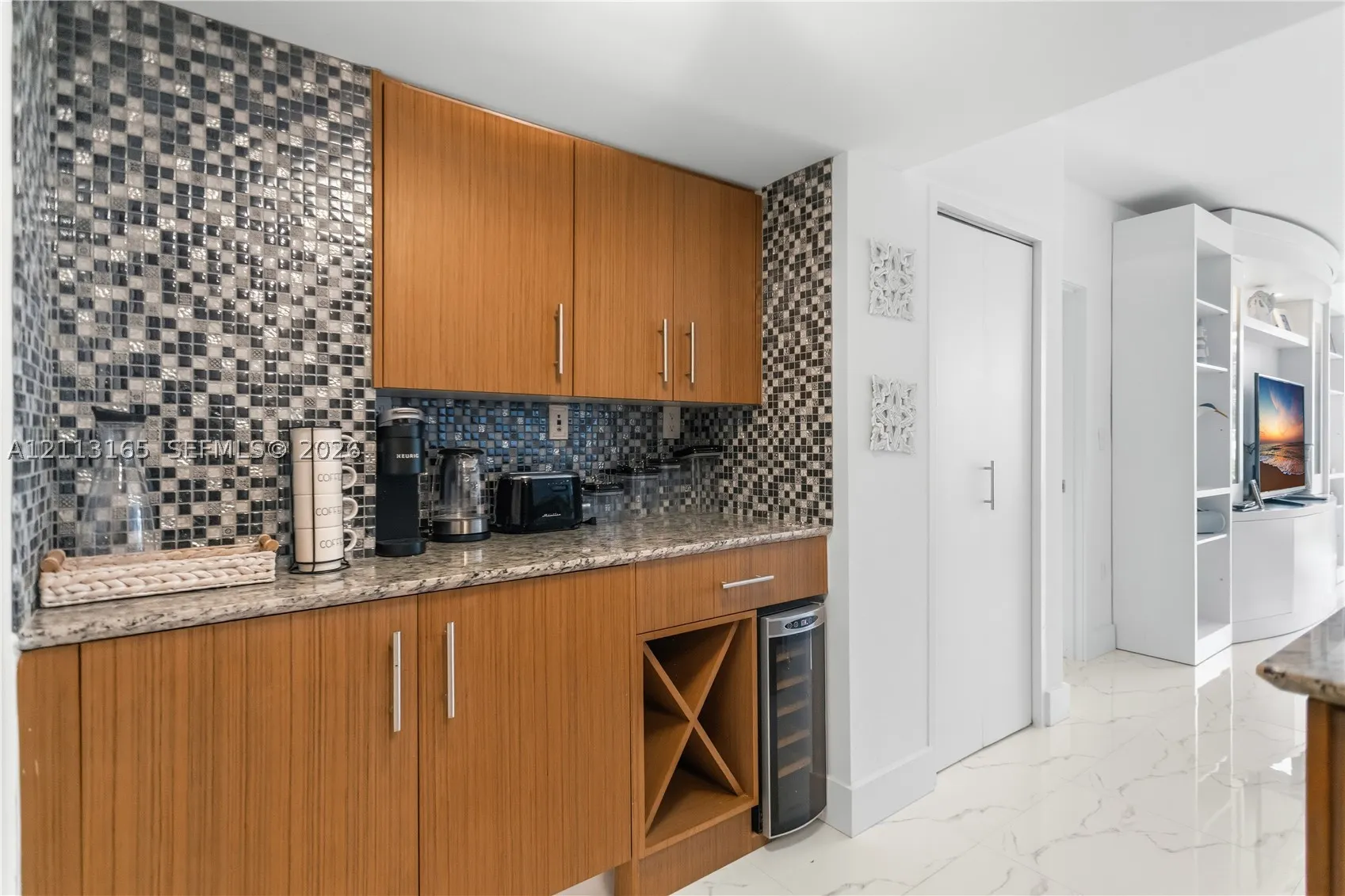 10275 Collins Ave #229