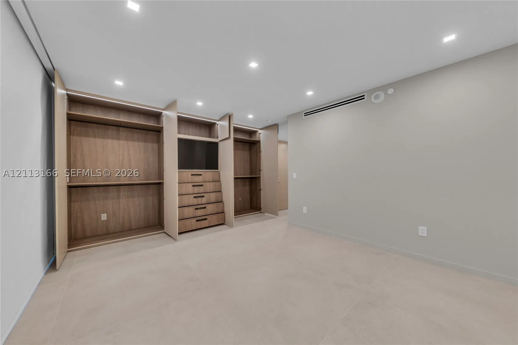 3535 S Ocean Dr #1003