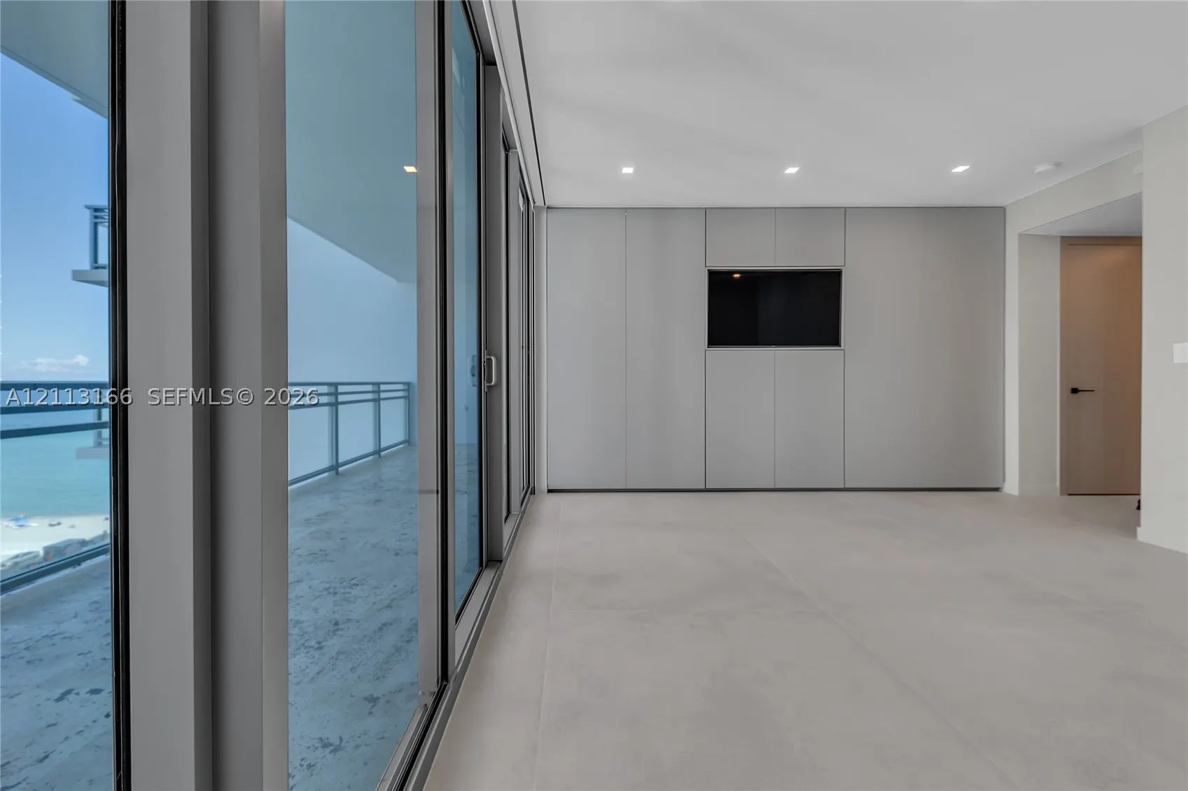 3535 S Ocean Dr #1003