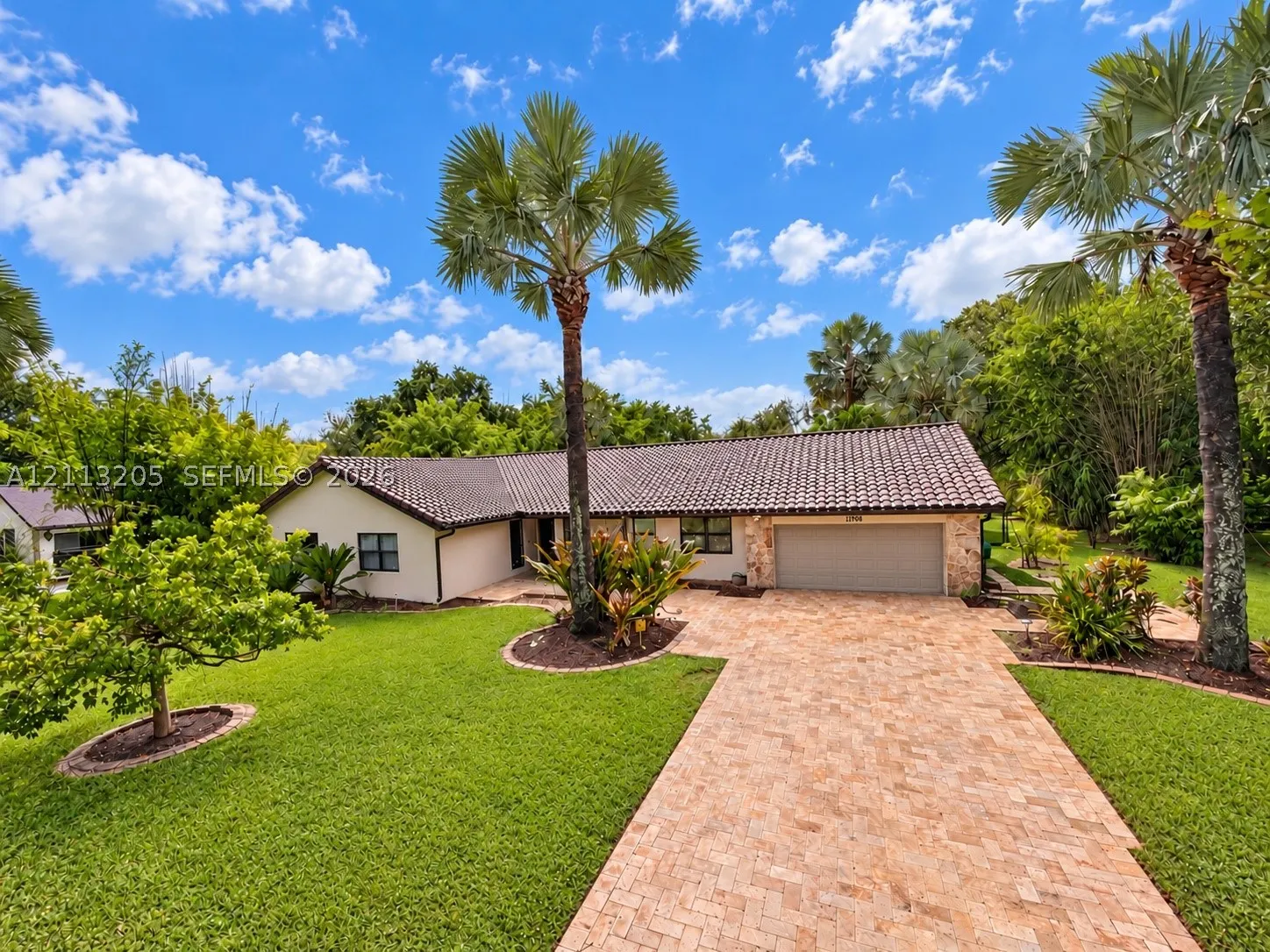13500 SW 16th Ct
