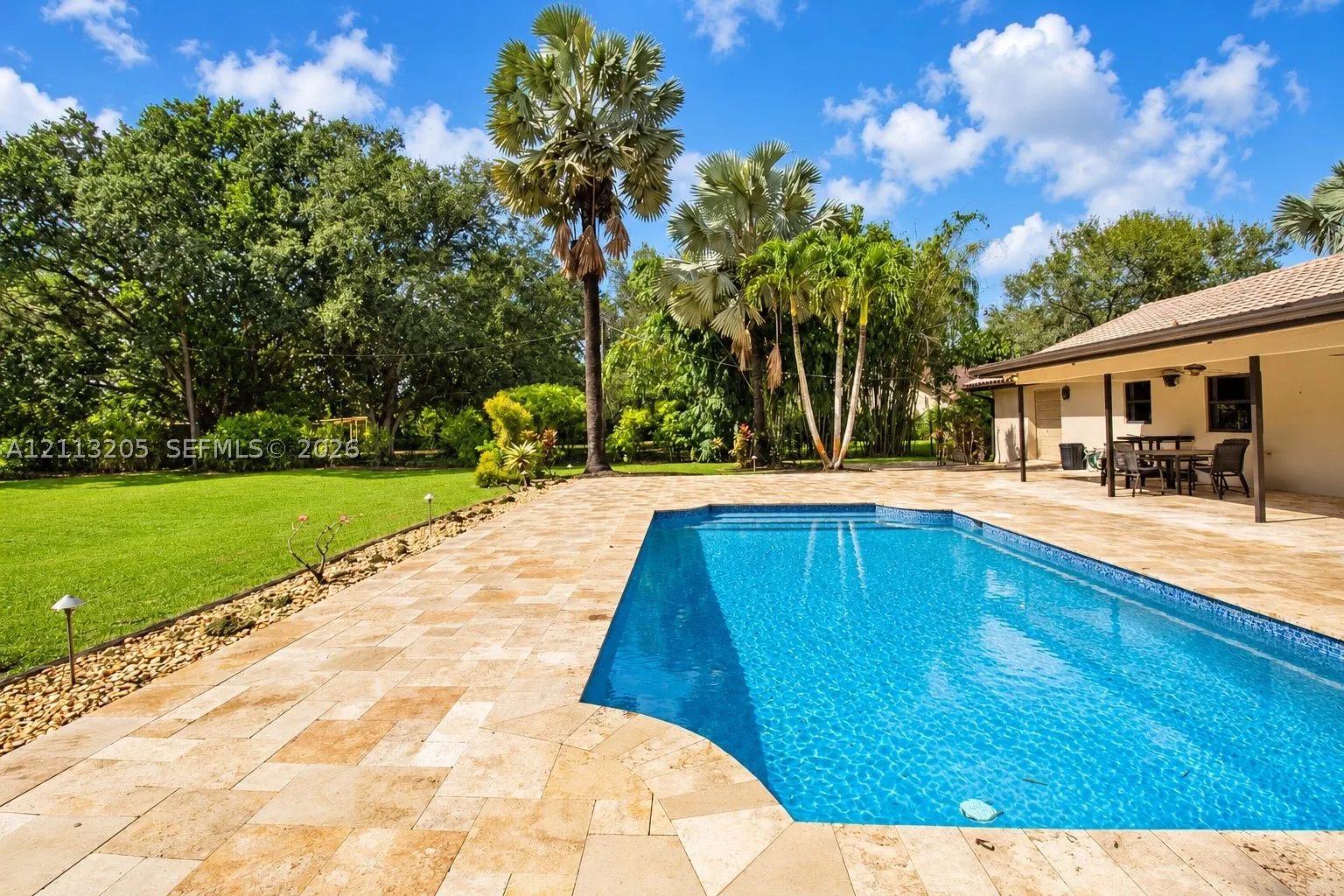 13500 SW 16th Ct