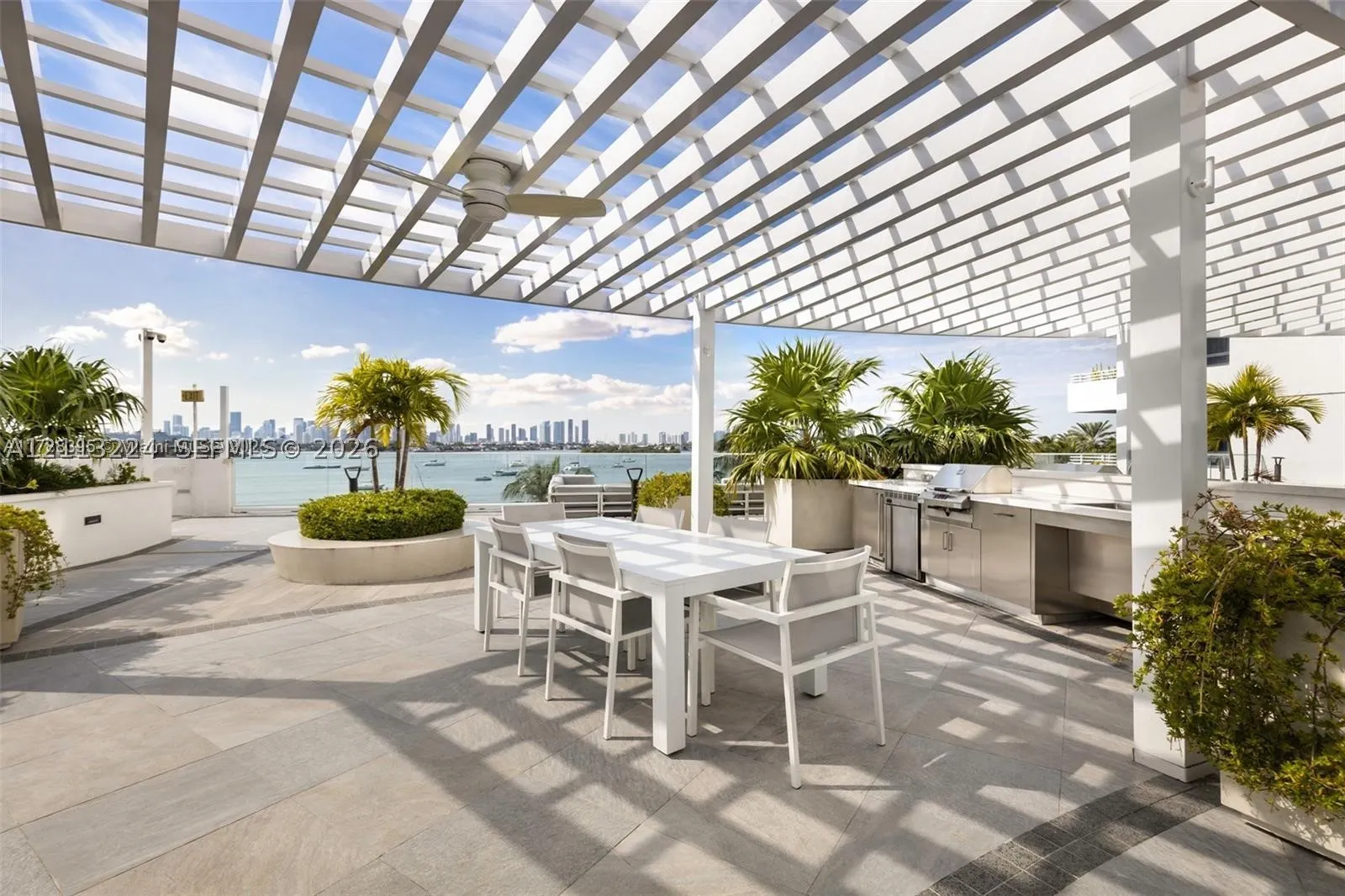 1330 West Ave #1710
