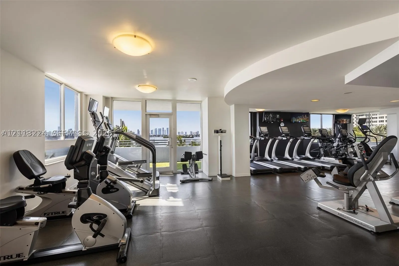 1330 West Ave #1710