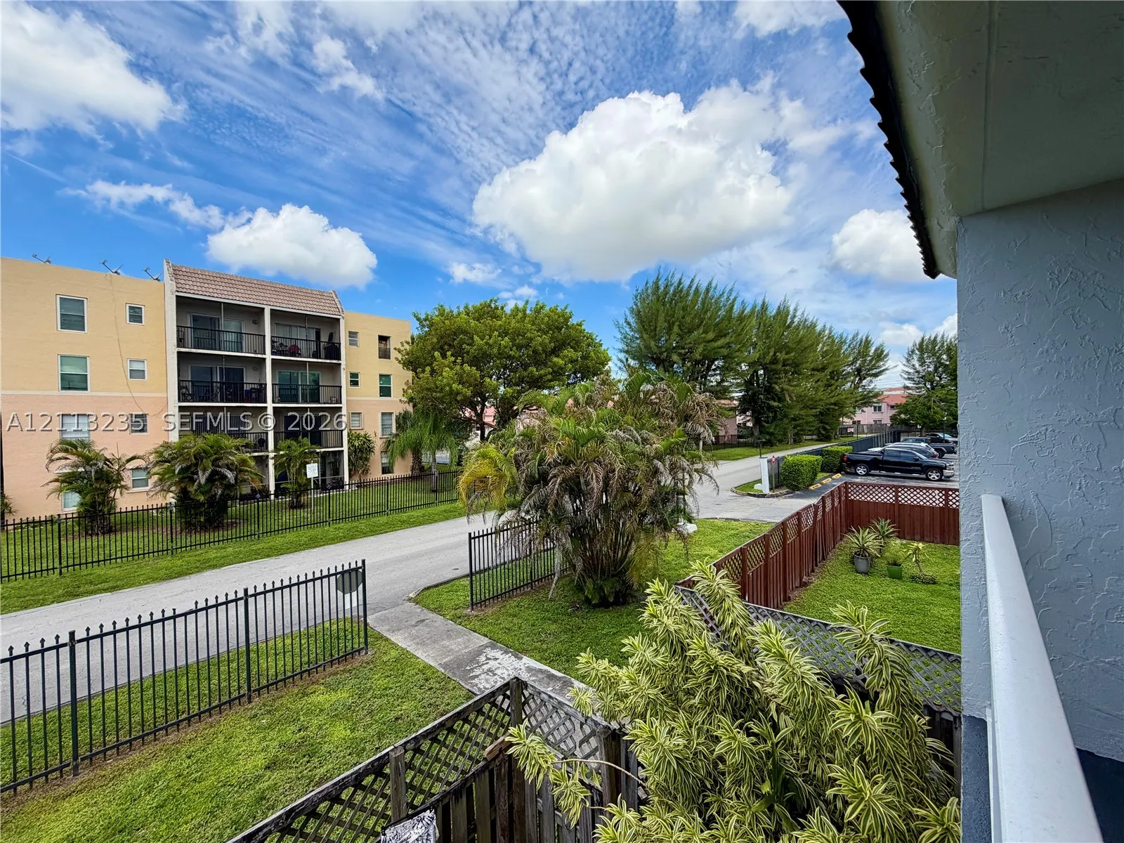 5241 Geneva Way #203