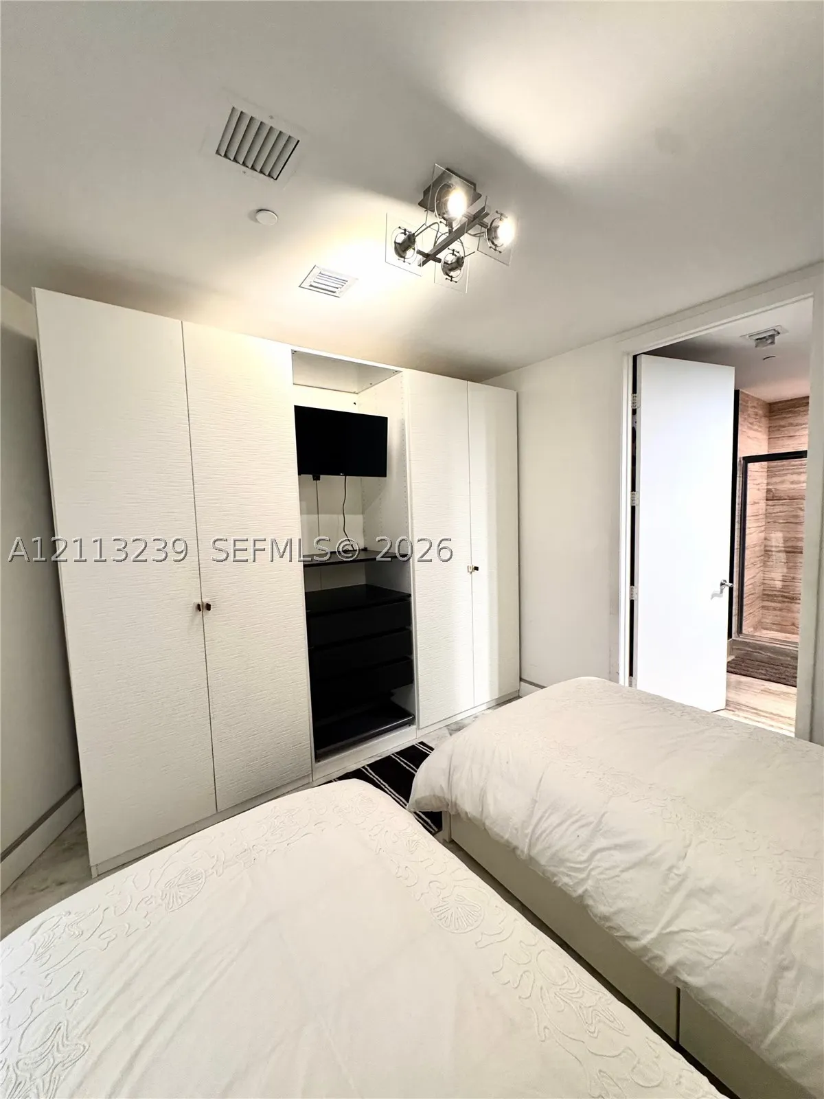 16001 Collins Ave #2403