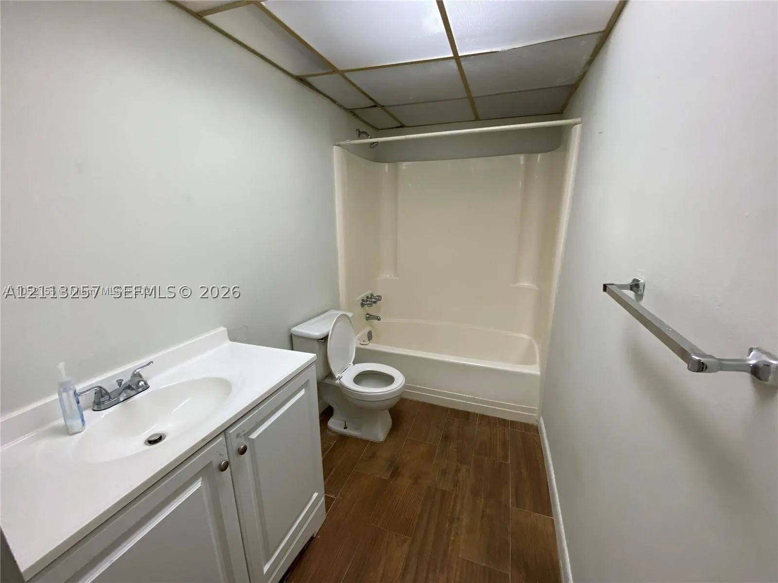 2800 NW 56th Ave #B304