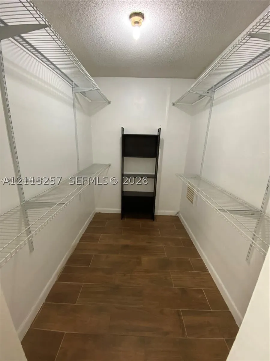2800 NW 56th Ave #B304