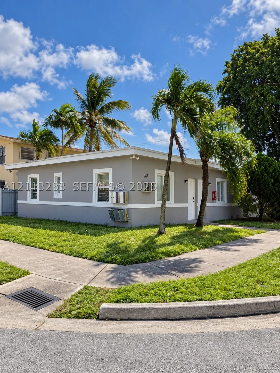 767 W 2nd Ave #1-12