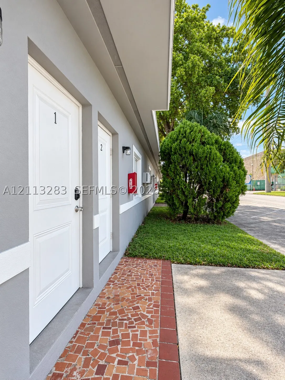 767 W 2nd Ave #1-12