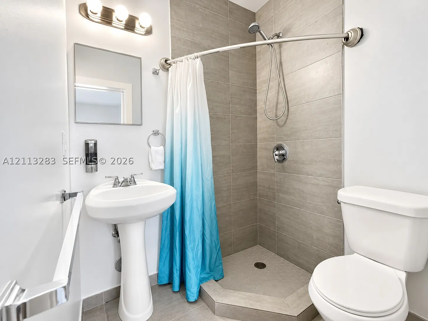 767 W 2nd Ave #1-12