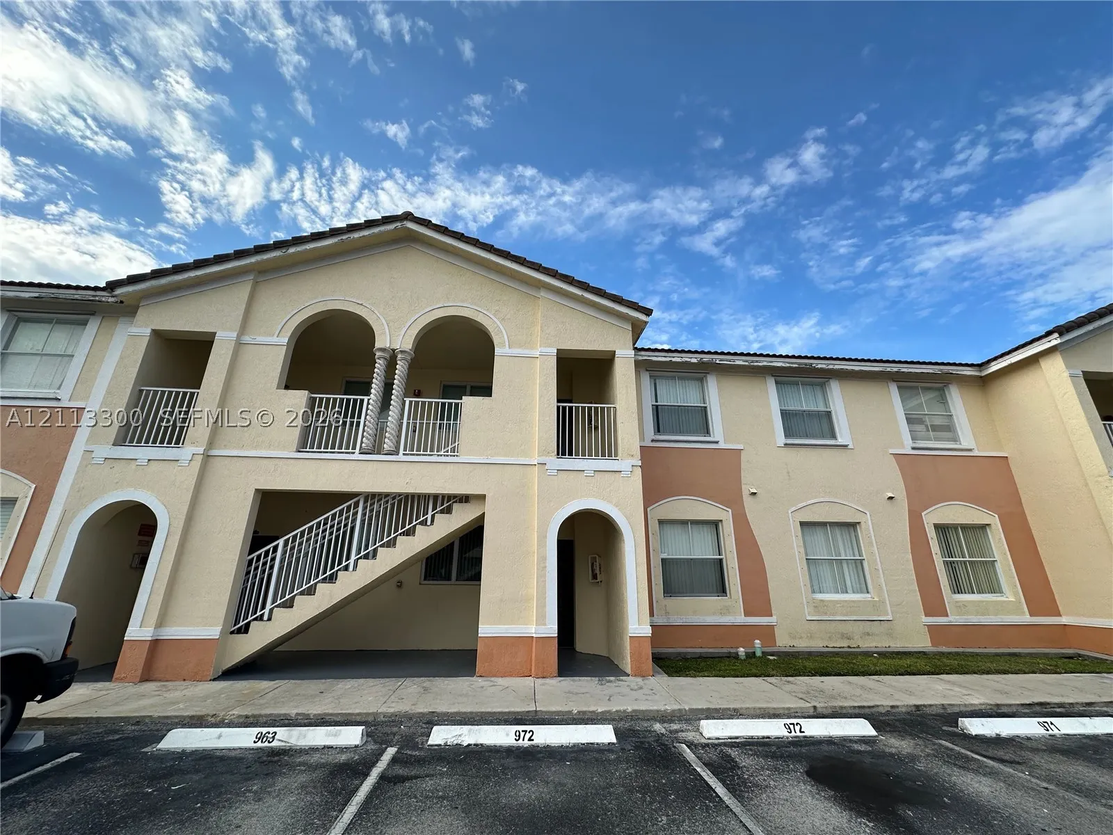 1661 SE 29th Ct #201