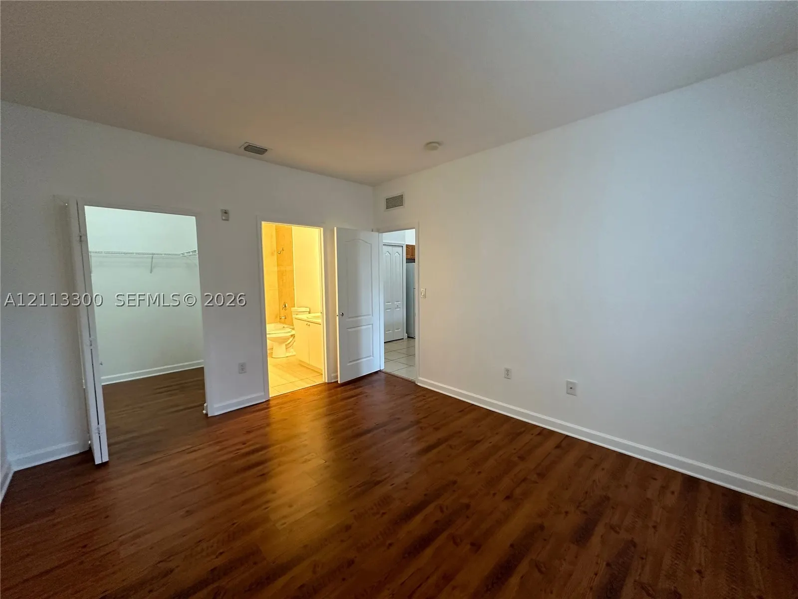 1661 SE 29th Ct #201
