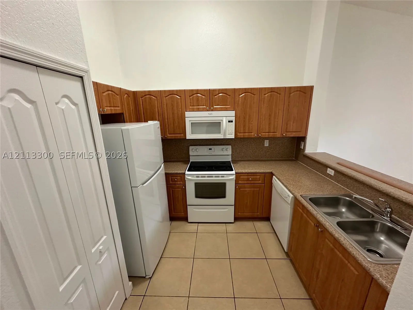 1661 SE 29th Ct #201
