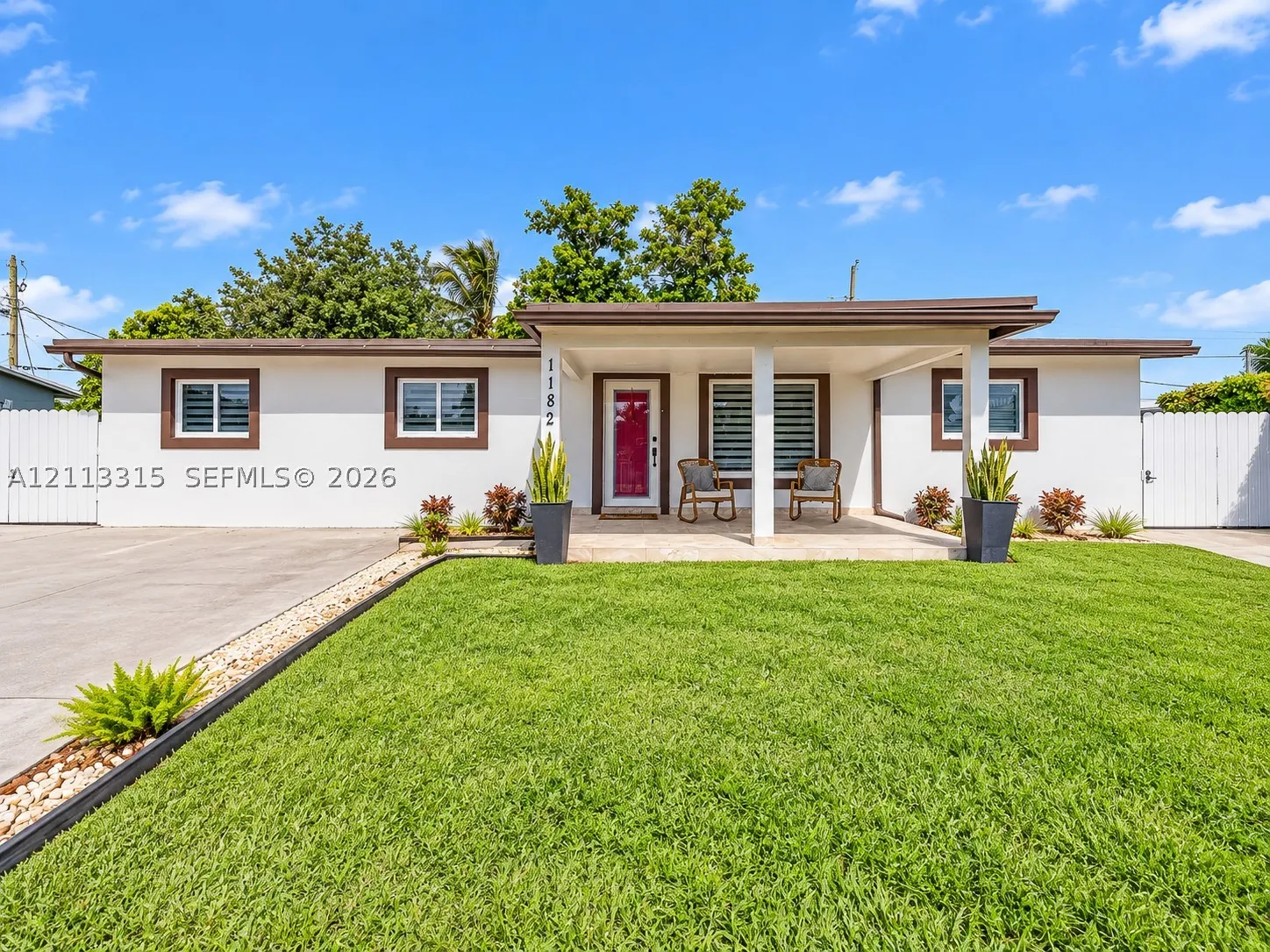 11821 SW 187th Ter