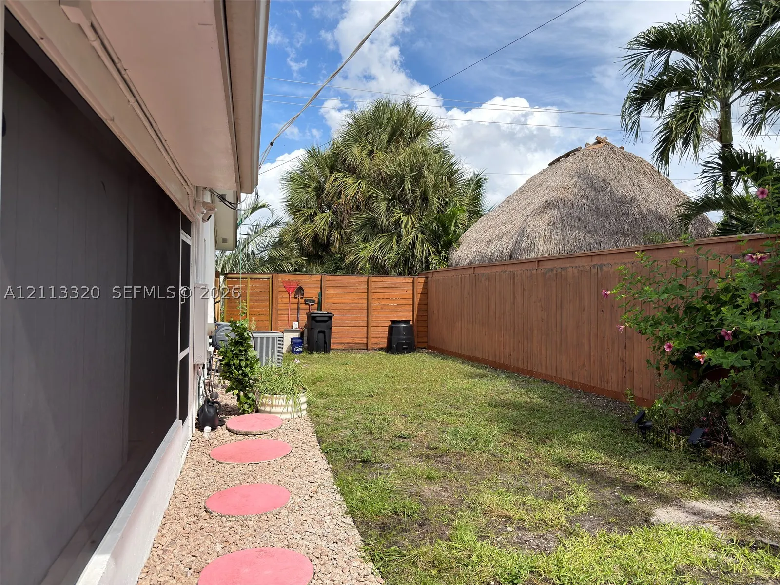712 NE 25th Ave