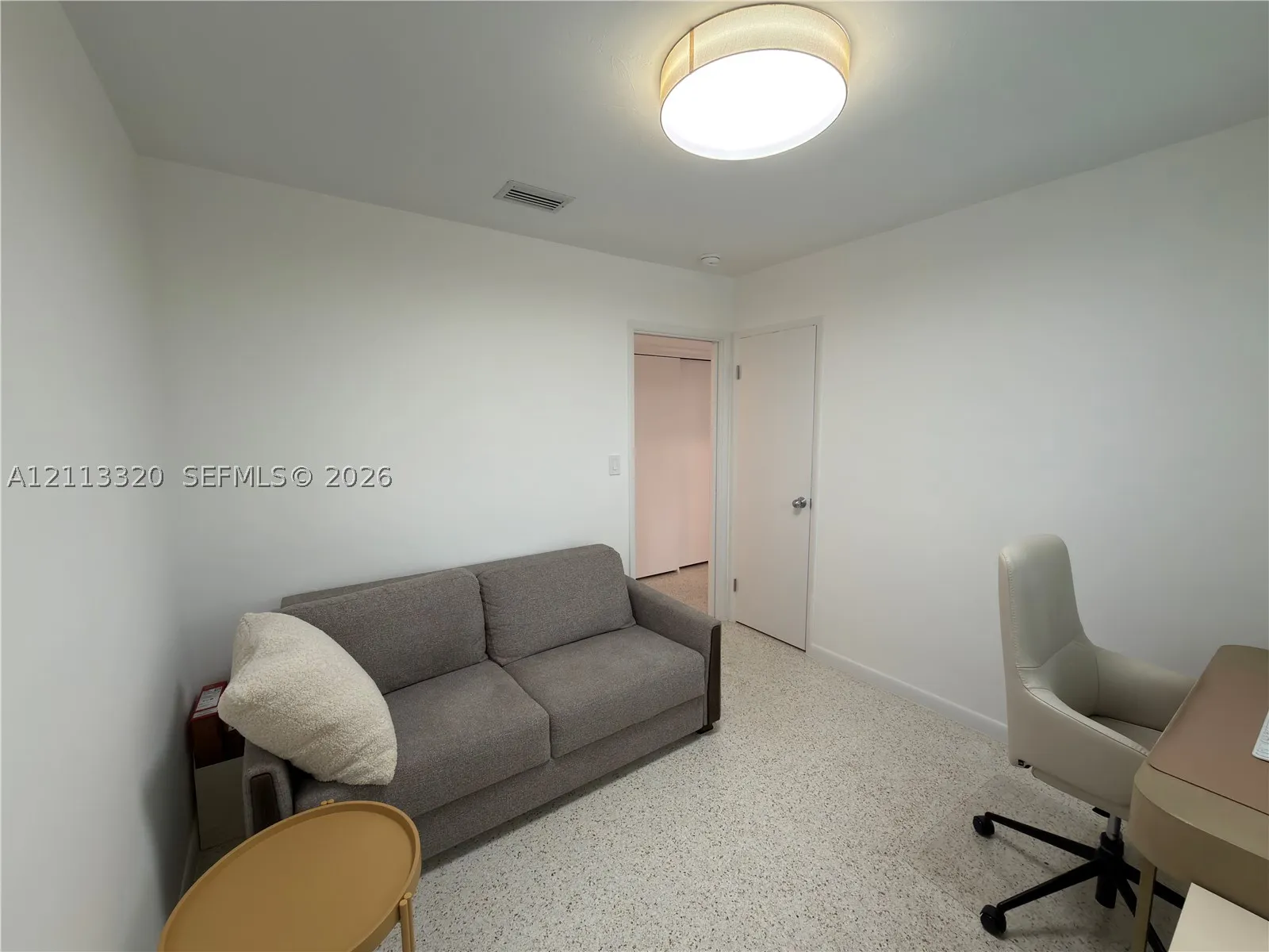 712 NE 25th Ave