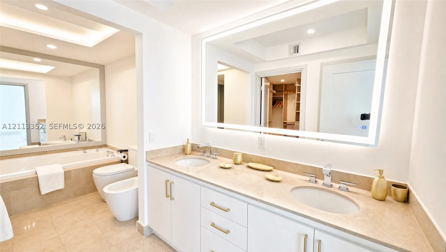 1500 Ocean Dr #1210