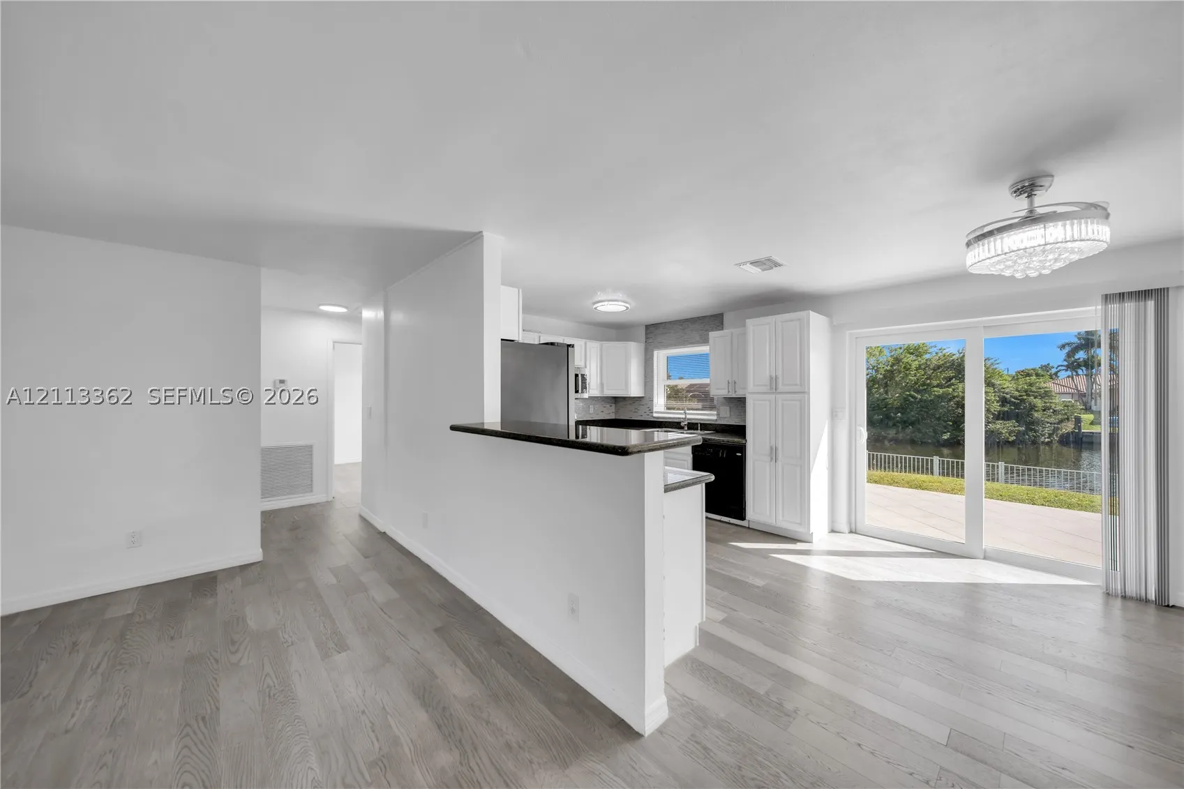 1206 NE 4th Ter