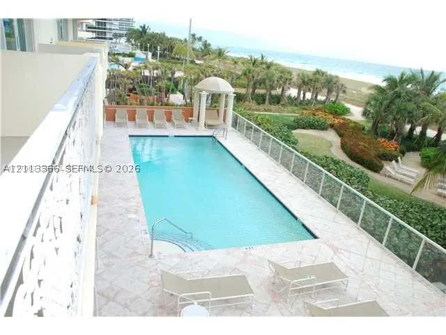 9499 Collins Ave #904