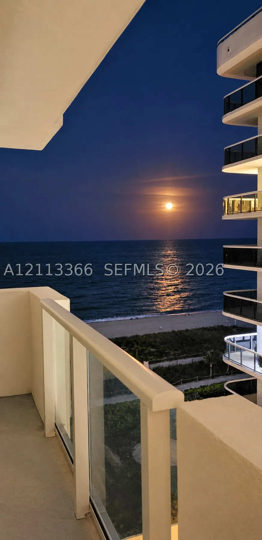 9499 Collins Ave #904
