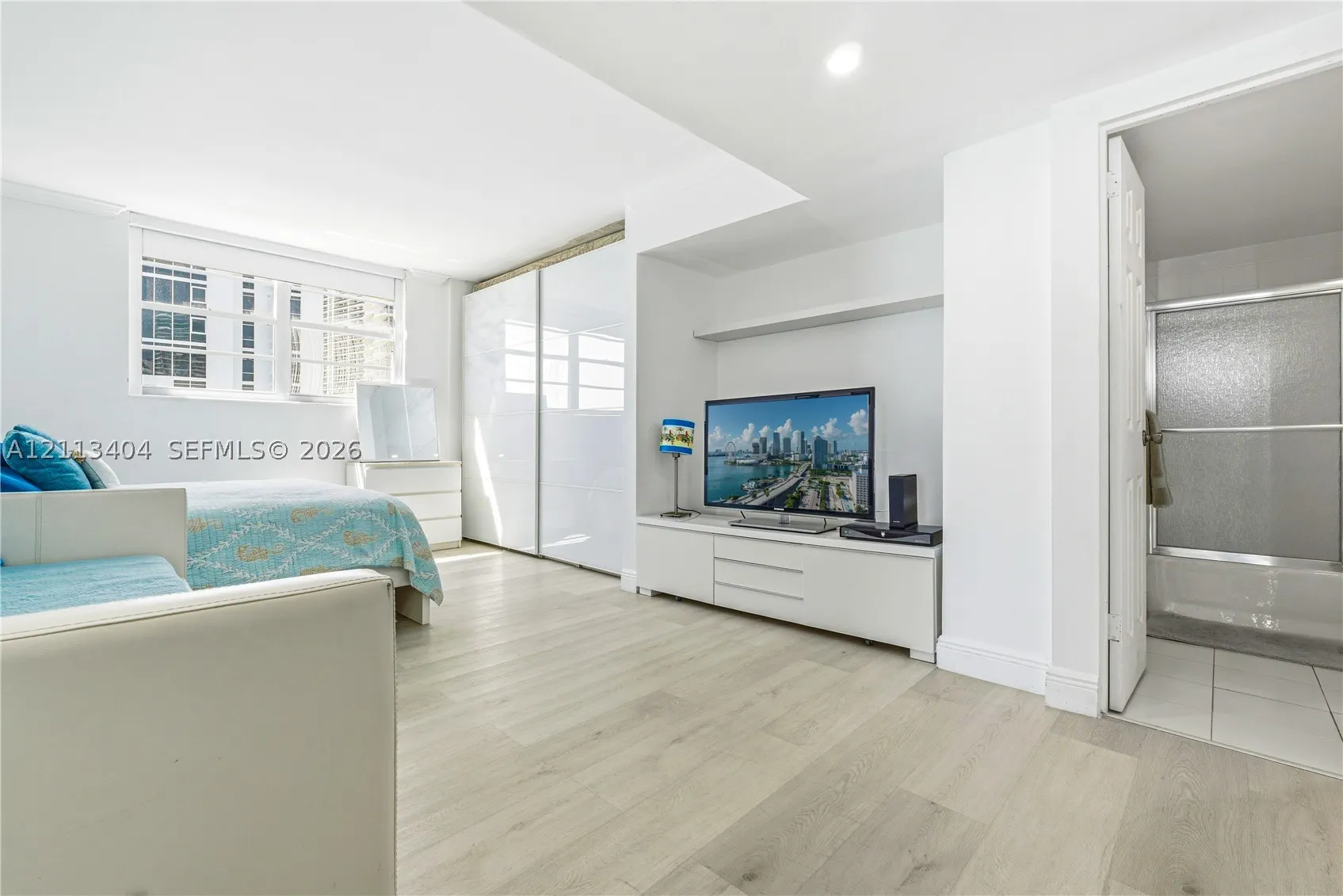 3901 S Ocean Dr #12F