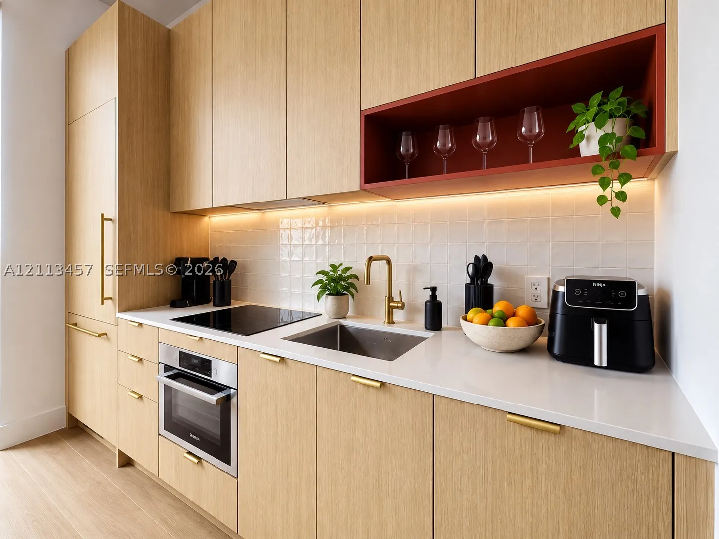 90 NE 32 St #PH-23
